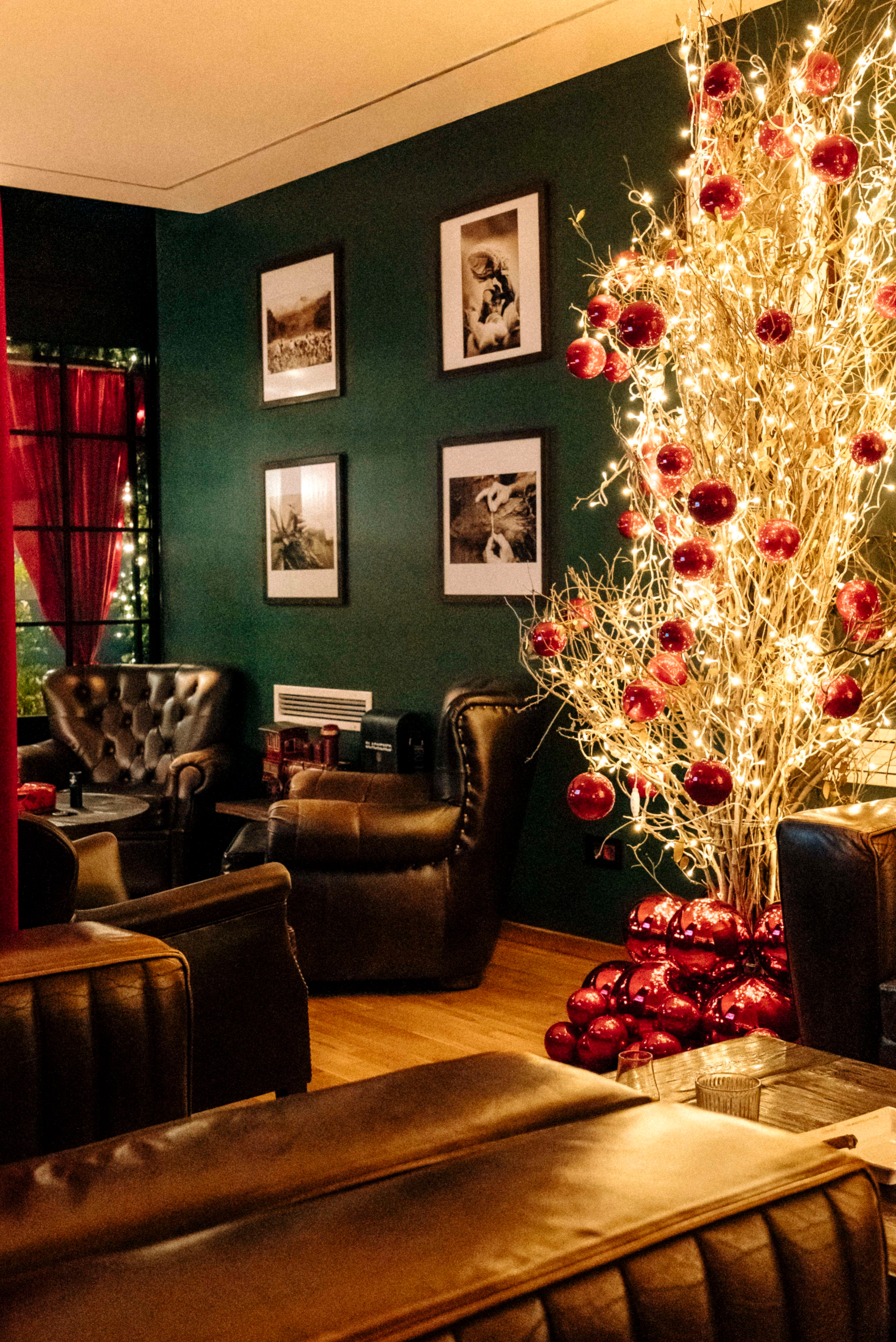 A December of Light Inside Club Mareva Beirut - Image 2