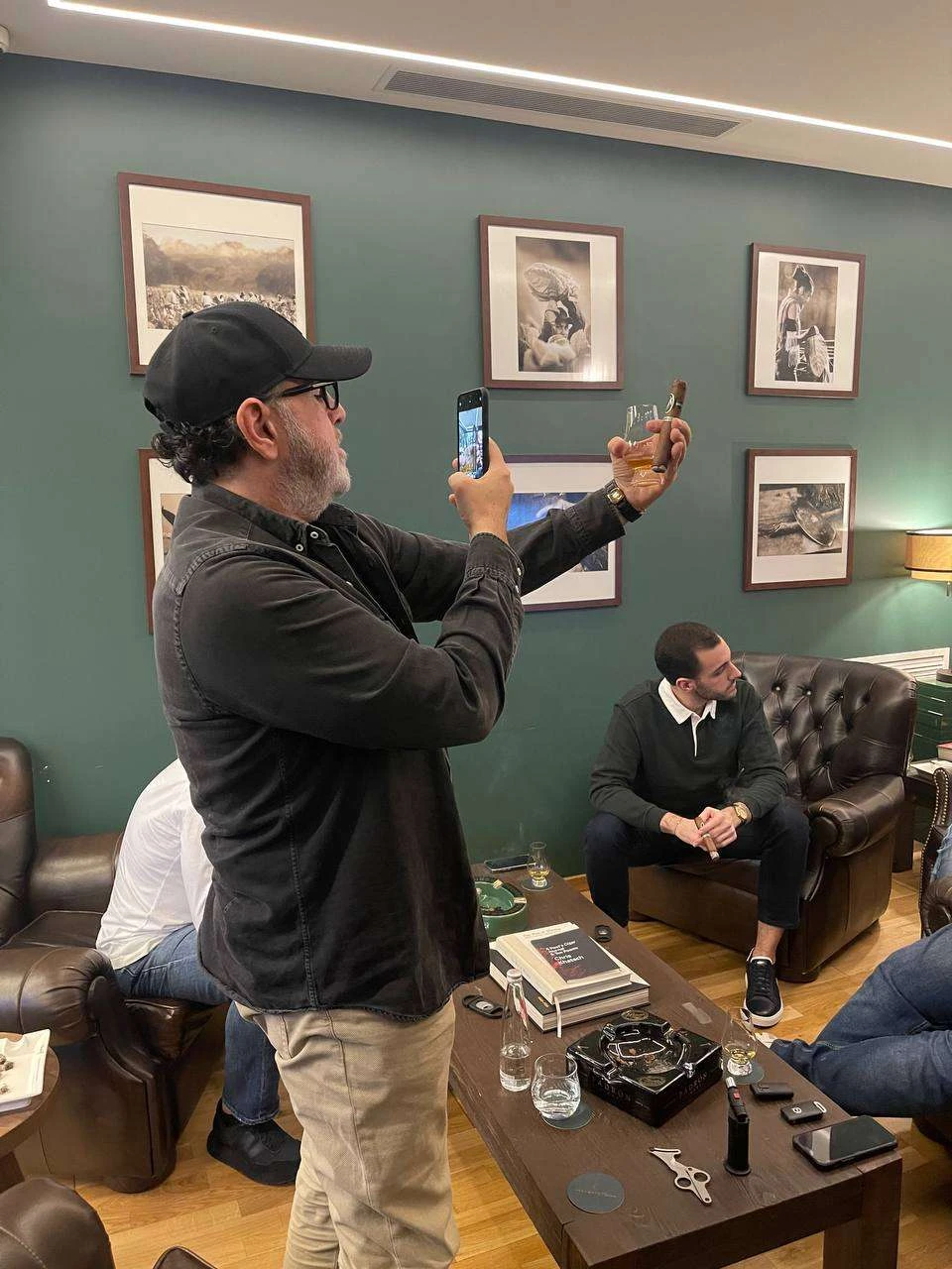 Tasting of Davidoff Escurio Gran Toro with Davidoff Vice President Mr. Bora Buladi - Image 5