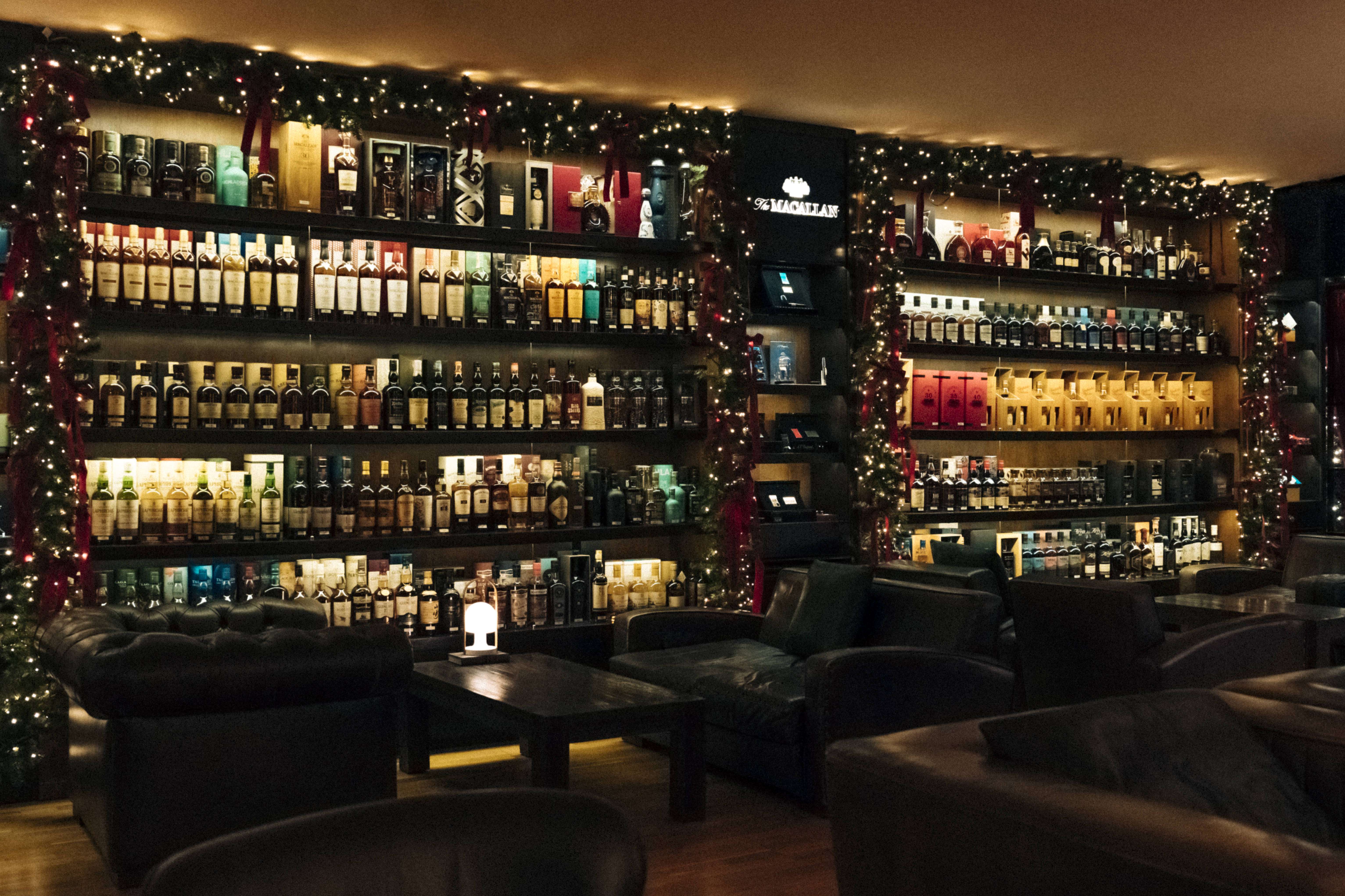 A December of Light Inside Club Mareva Beirut - Image 4